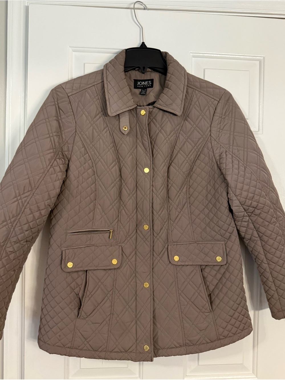 Jones New York Quilted Taupe Puffer Jacket with Gold-Tone Accents